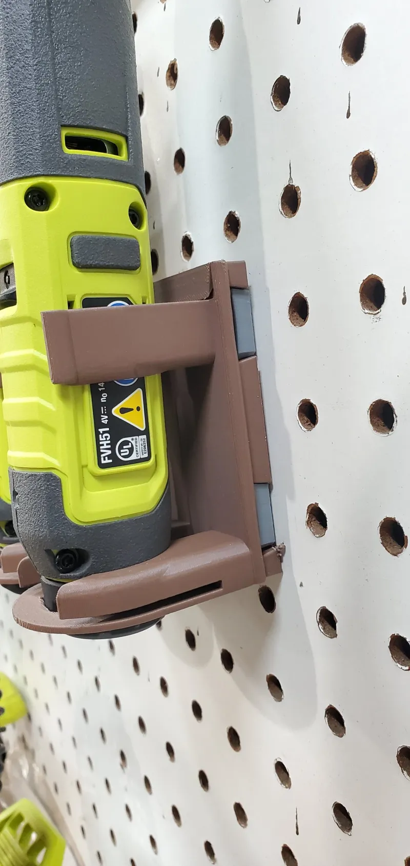 Ryobi 4v USB lithium pegboard tool mount