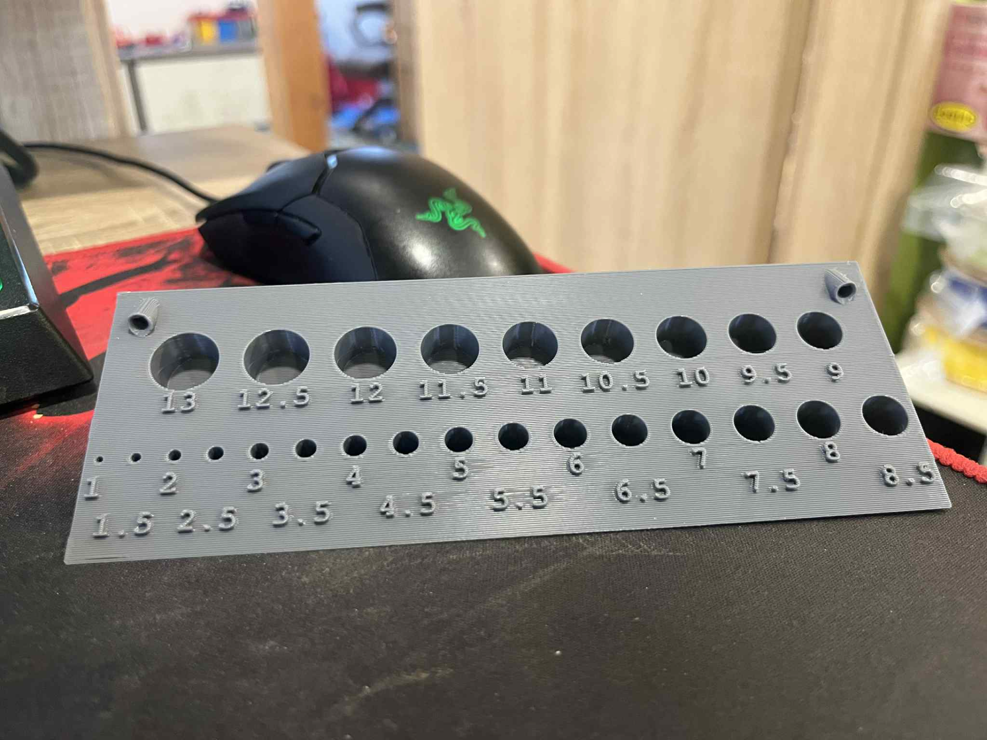 Wall-Mounted Drill Bit Holder (1–13 mm)