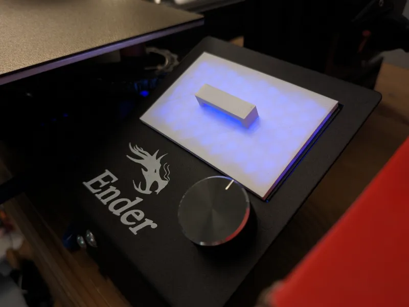 Ender 3 / 3 Pro Screen Cover (No Supports Needed) 