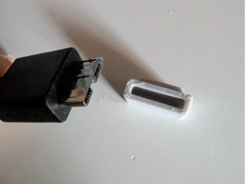 USB 3.0 Micro-B Cable Plug Dust Cap