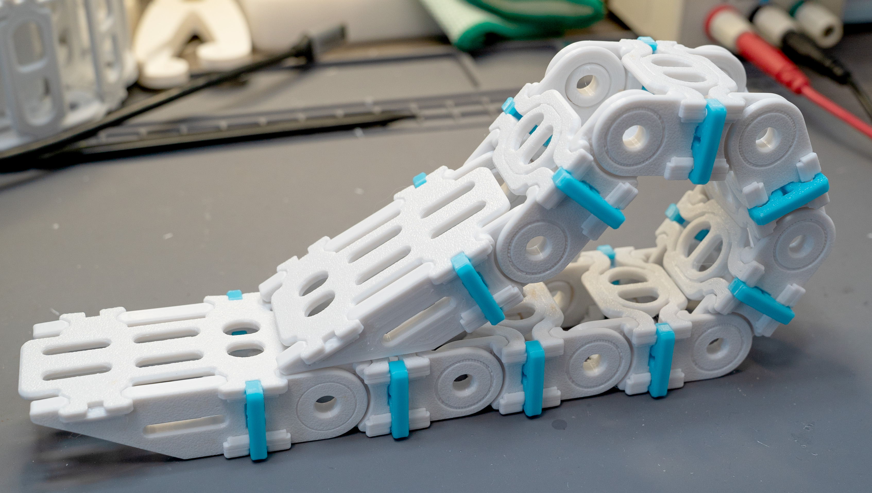 Miniatura 2 do modelo 3D 电缆拖链、坦克链、电缆保护链，模块化榫卯拼接