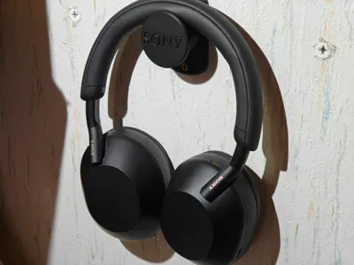 Sony Headphones Wall-Mount
