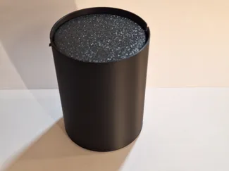 Swingy - the desk trash can