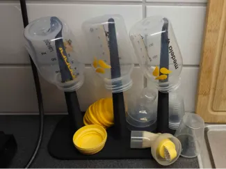 Baby bottle holder