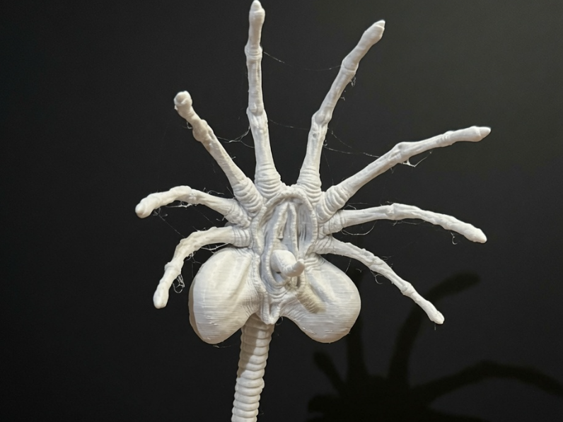 ALIEN FACEHUGGER – ALIEN AVP FRANCHISE 