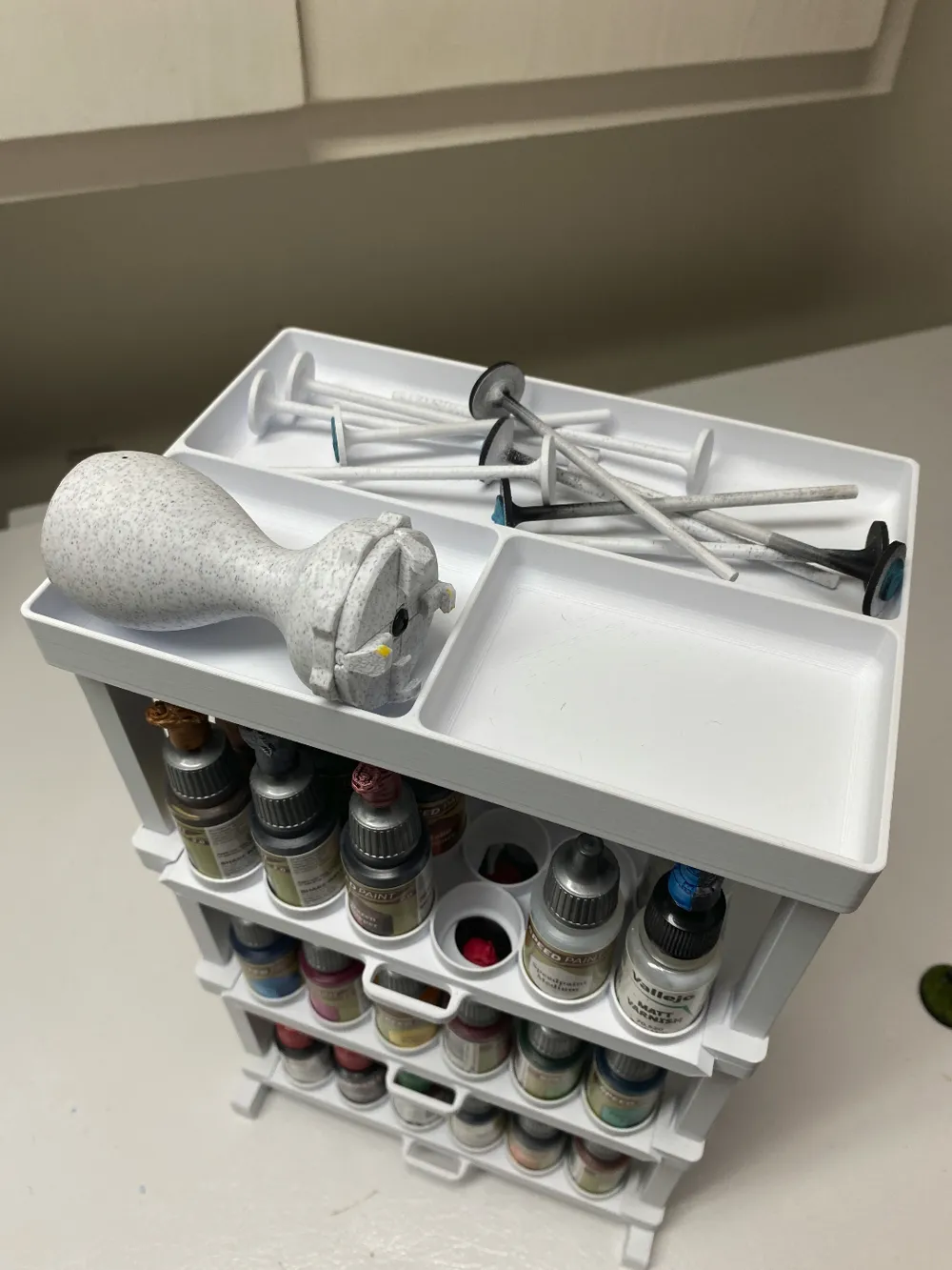 Modular Stackable Paint Trays by kevinum MakerWorld: Download Free 3D ...