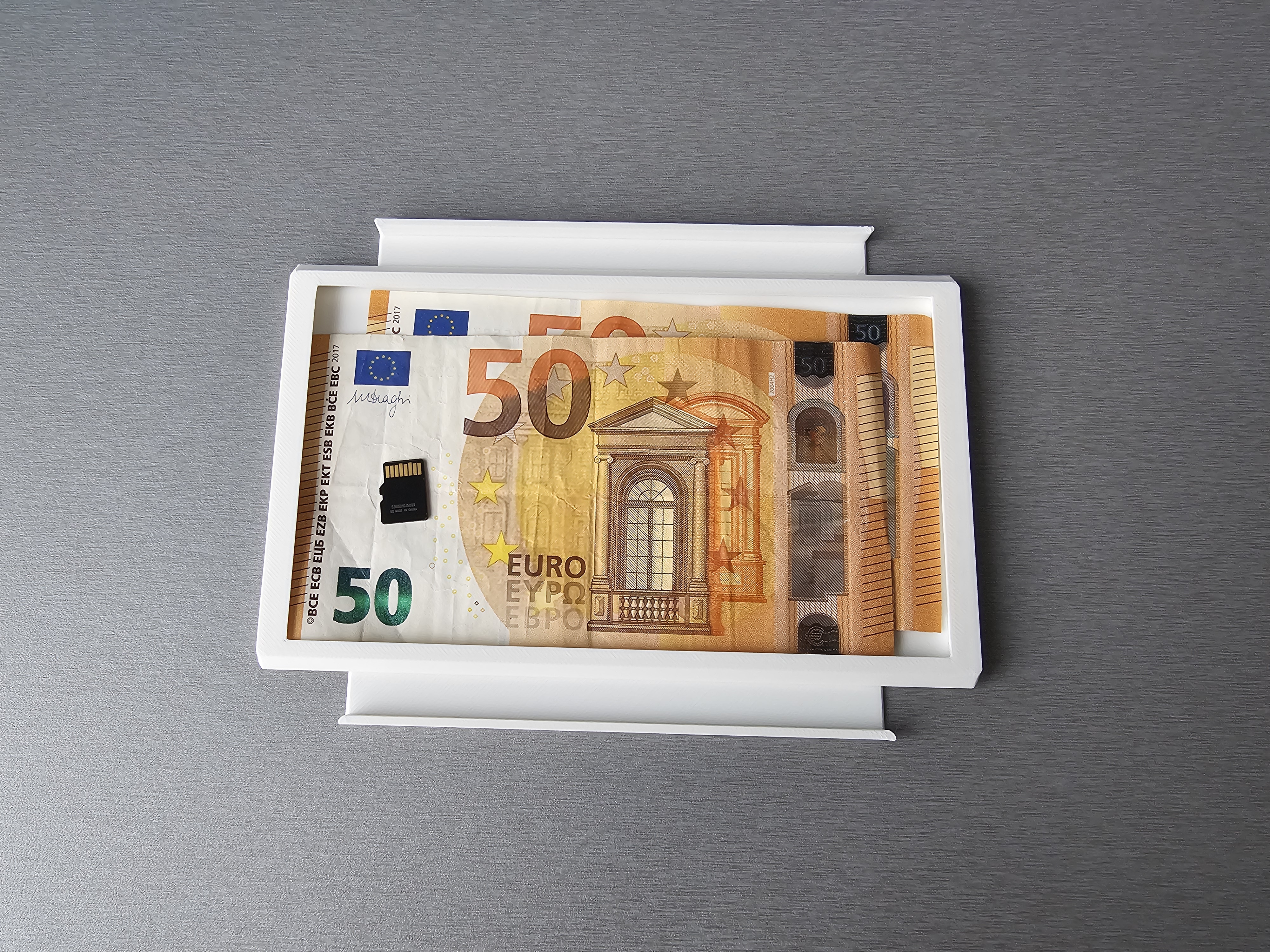Miniatura 2 do modelo 3D Secret drawer