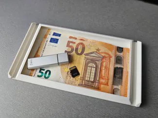 Secret drawer