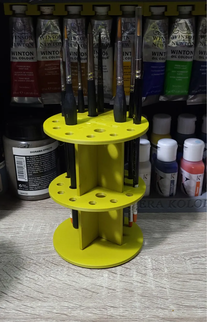 Simple Brush Stand