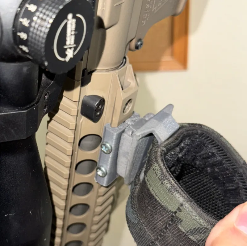 DataLink - Weapon to Belt Retention Clip