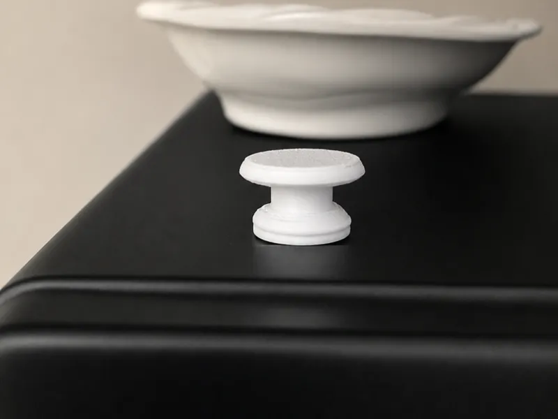 mini pomello per sportelli e armadi