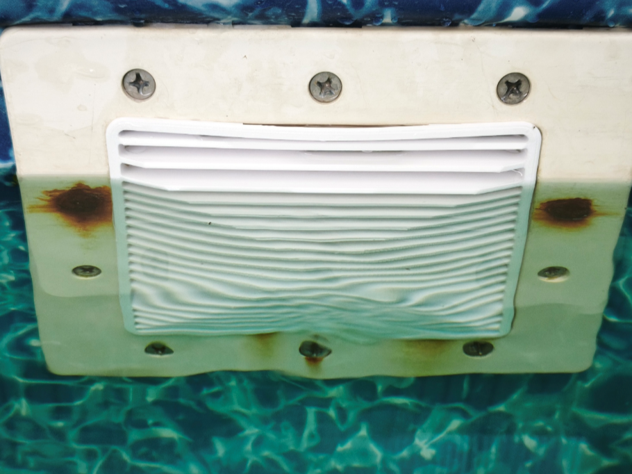 Pool Skimmer Intake Guard / Grate (139 x 137 mm)