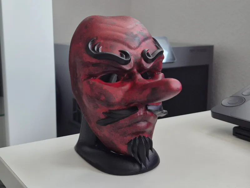 Tengu Mask (display piece)