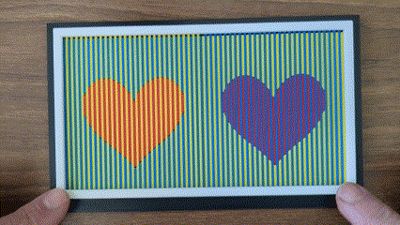 Munker Illusion - Hearts are the same colour