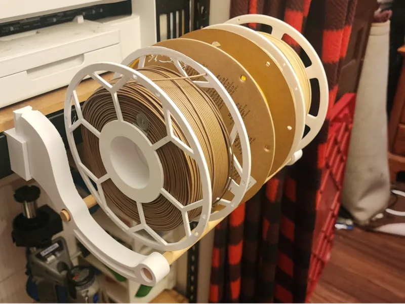 Non-damaging Filament Holder