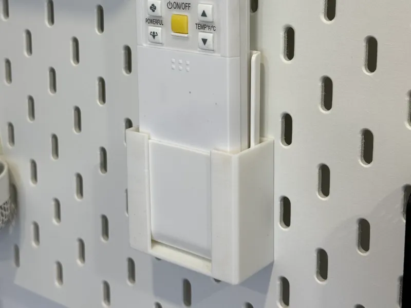 Remote holder ikea skadis (for Daiken Remote)