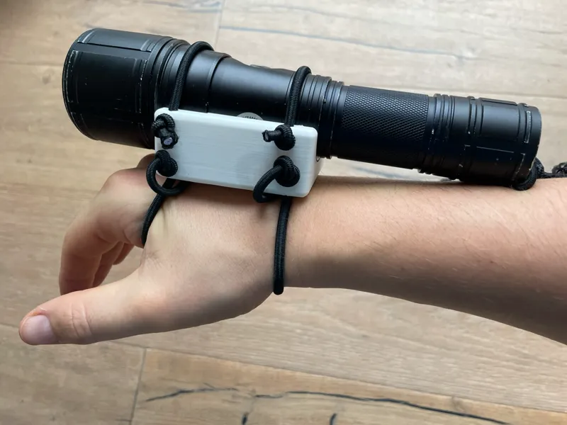Oceama Shark diving lamp handle