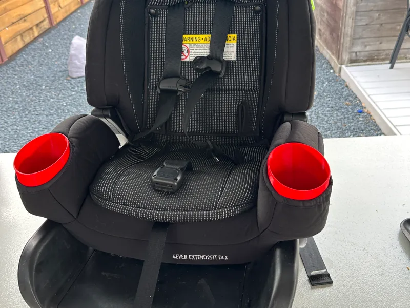 Graco Car Seat Cup Holder - Fits Yeti! 