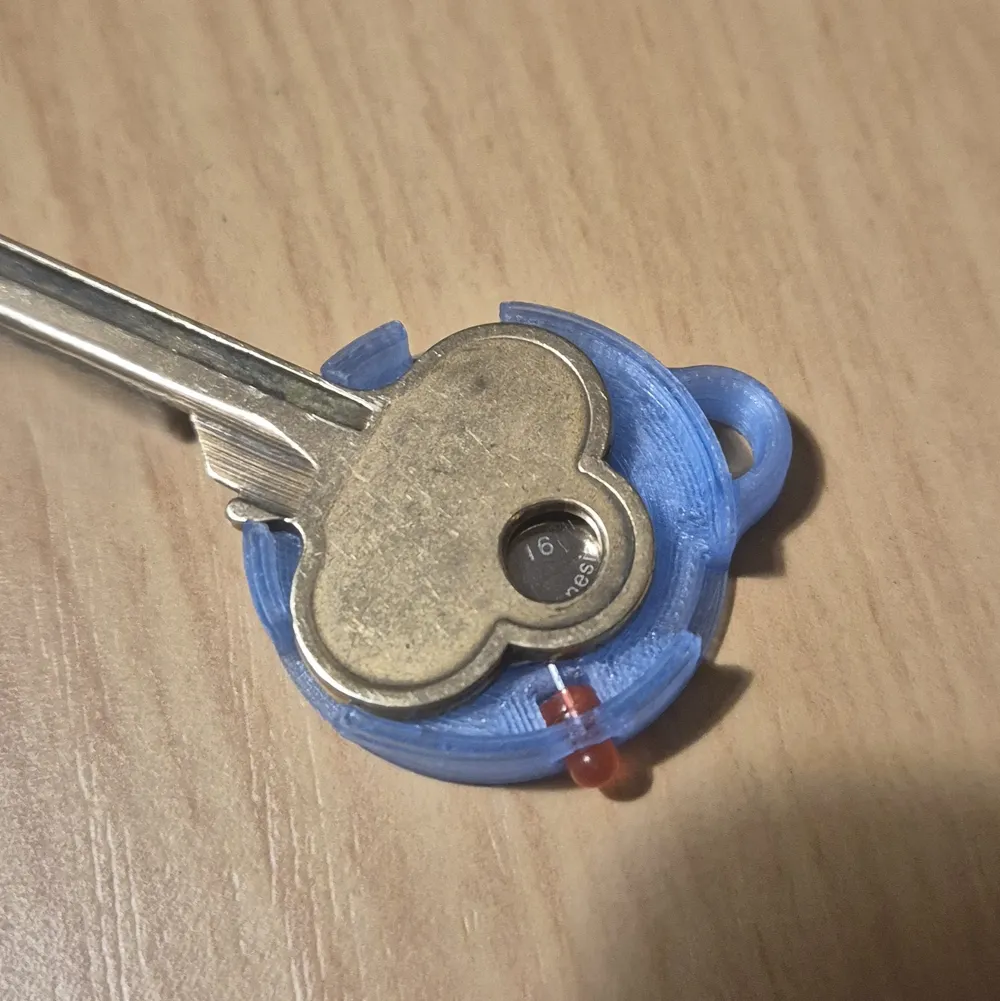Key cover with pushable LED light by TassieDevilGuy MakerWorld ...