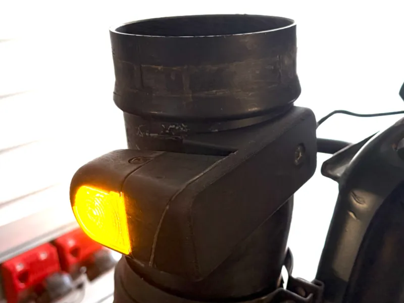 SBU snorkel lamp holder