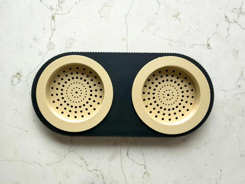 Salt and Pepper Stand