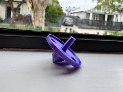 Ultra-Lightweight Desktop Spinning Top Gen1