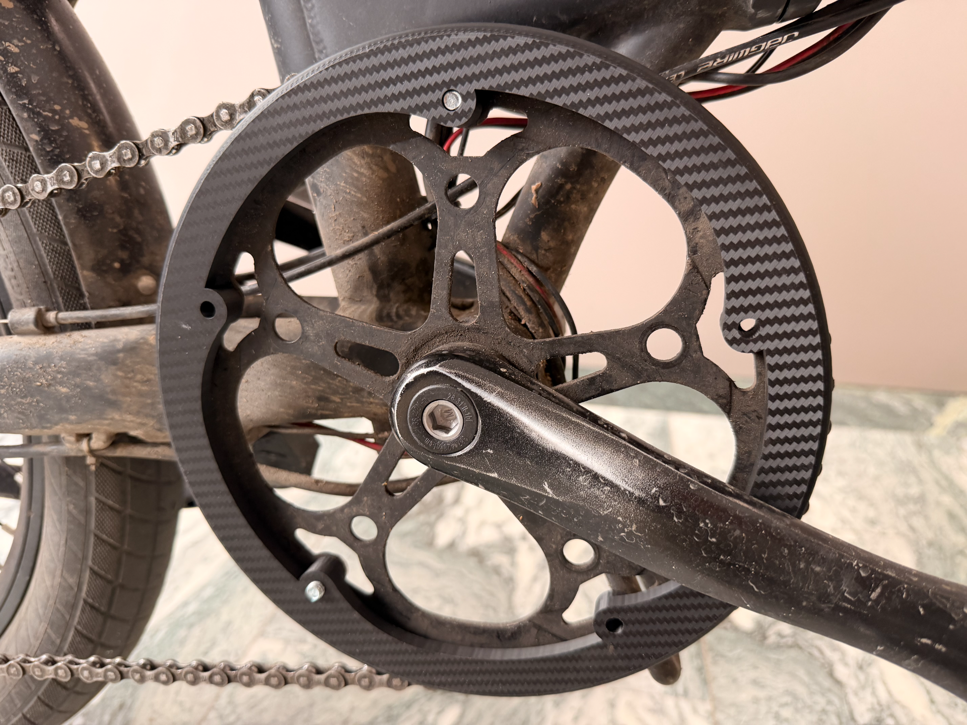 Minimal Chainring Guard Carbon Style