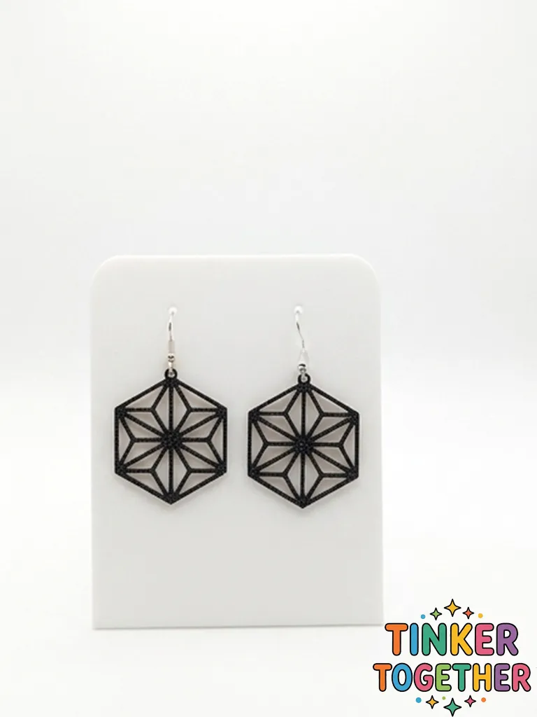 Geometric flower earrings view 4
