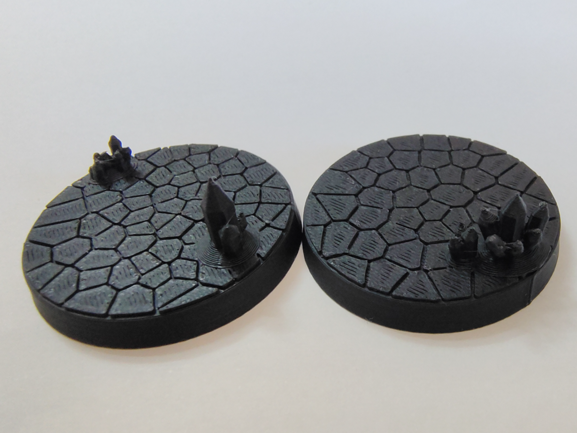 Alien Crystal Bases–Dry Ground - 25\28\28.5\32mm