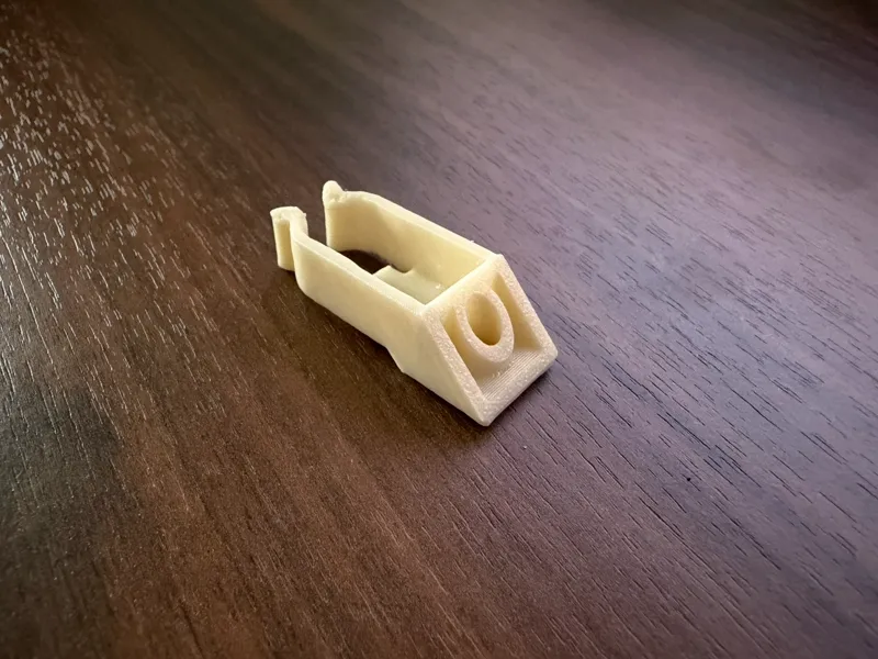 Solifer caravan overhead cabinet door lock clip