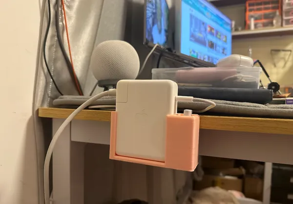 Support pour chargeur MacBook Pro 140W