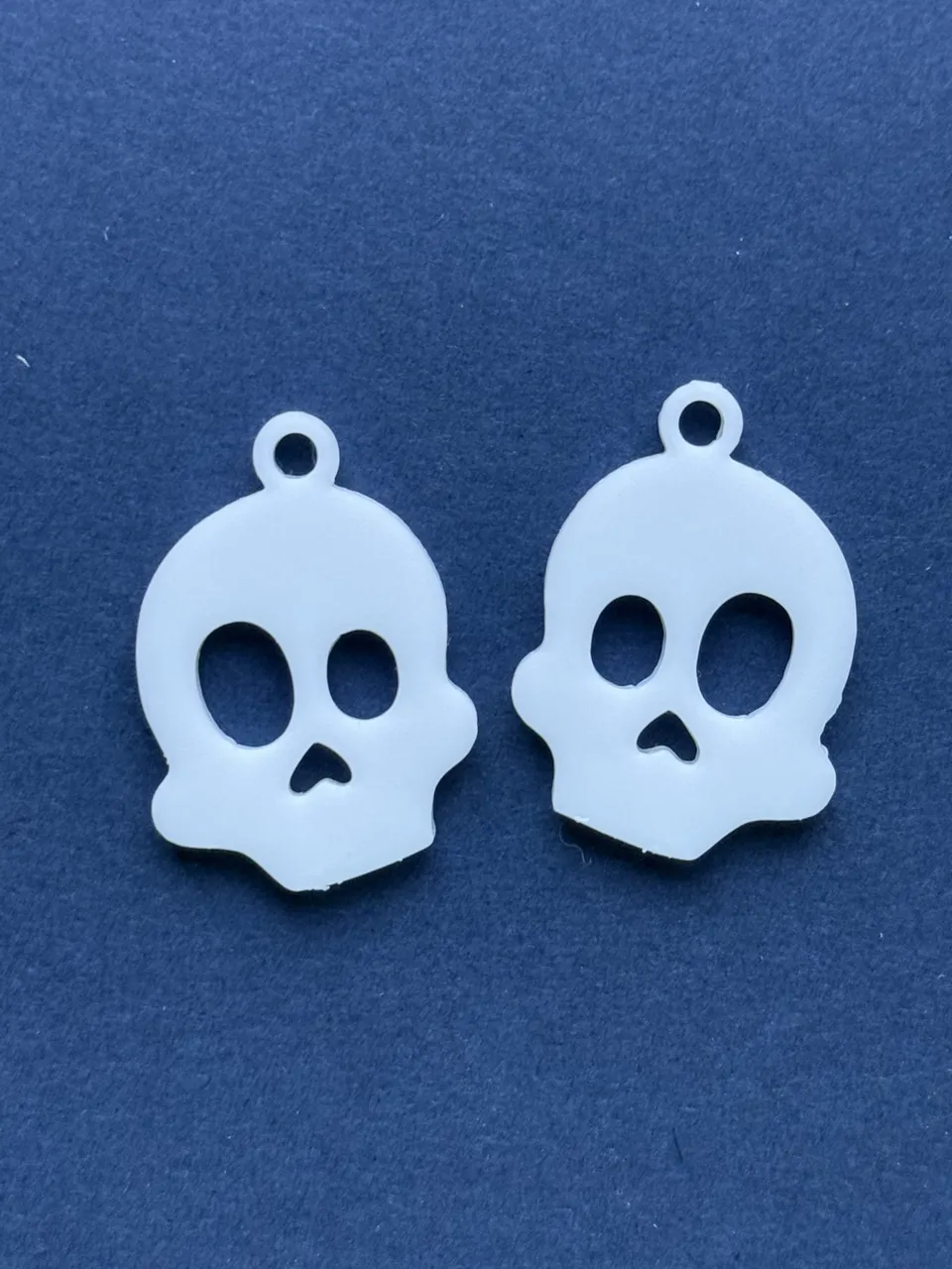 Skull Earrings (Halloween) view 4