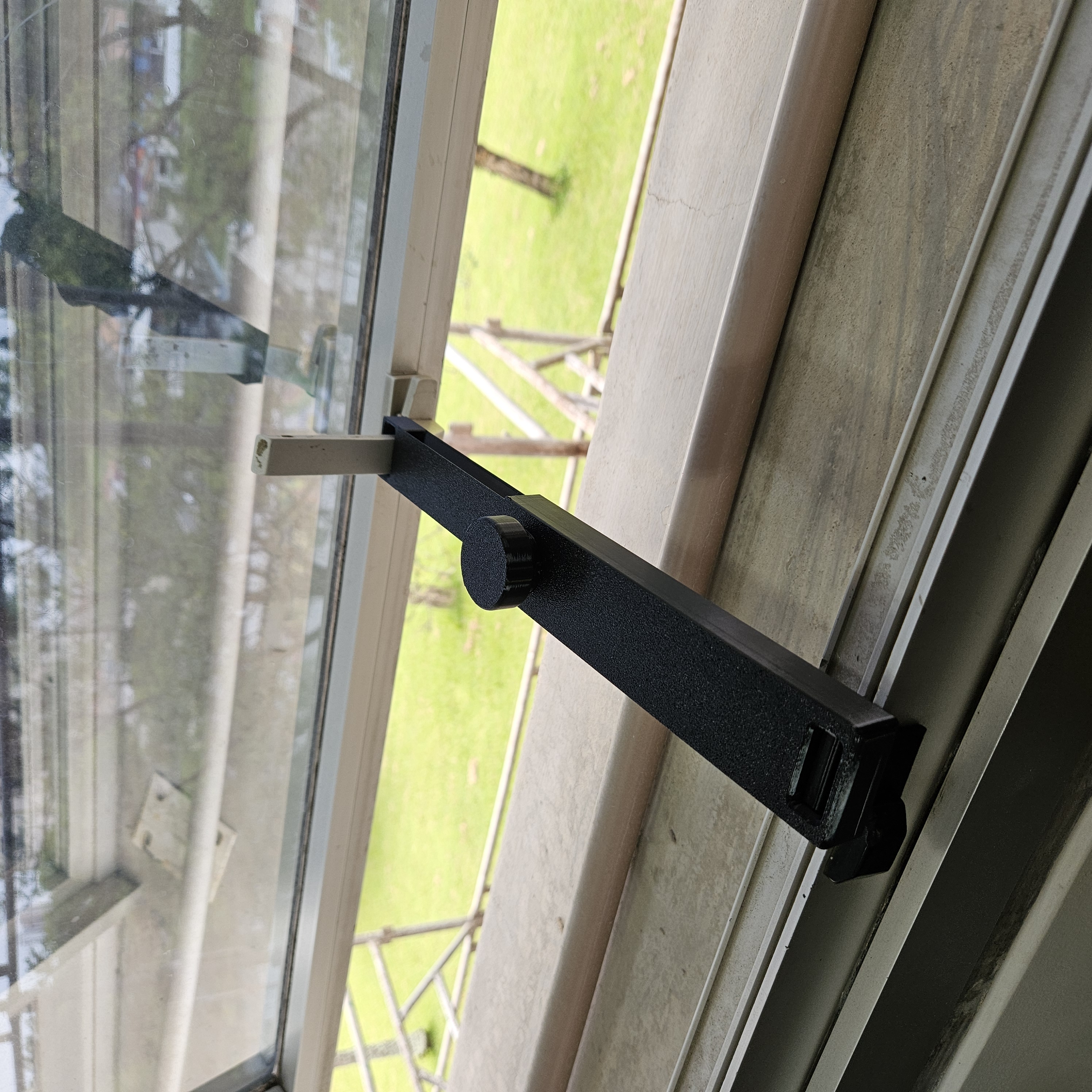 Miniatura 2 do modelo 3D Window Restrictor