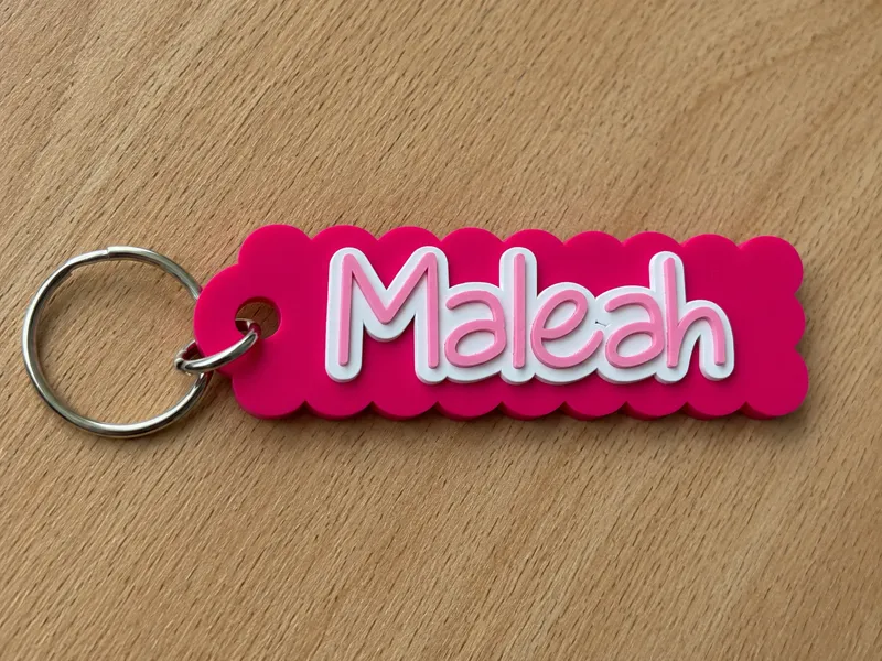 Scalloped Personalised/Custom Name Keyring
