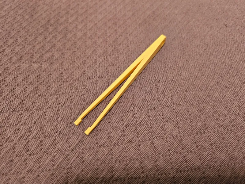 Laboratory Tweezers for Biology Classrooms