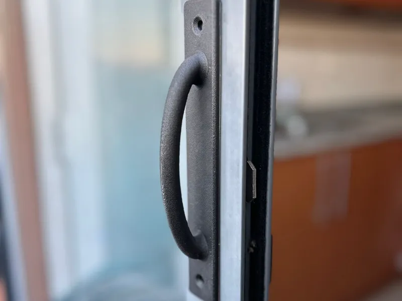 Small handle