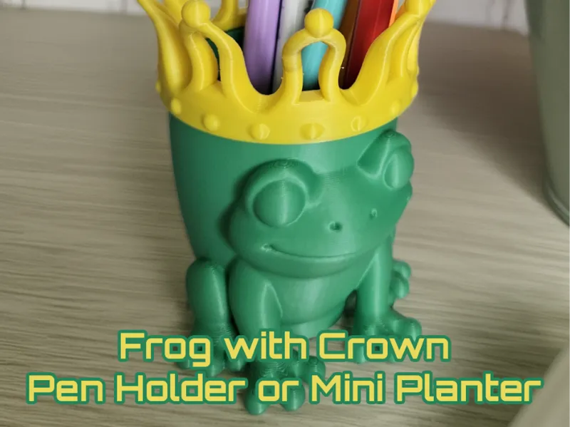 Frog with Crown – Pen Holder or Mini Planter