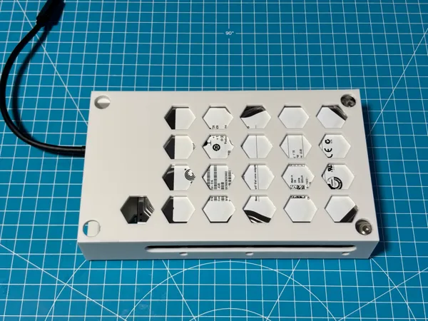 https://makerworld.bblmw.com/makerworld/model/USd4047df33f680b/design/2025-10-31_55bb14055a2e6.jpg
