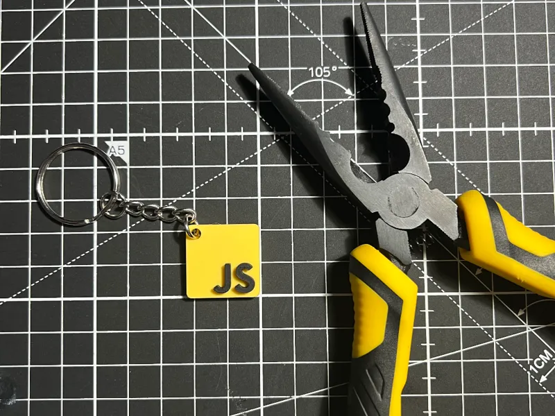Javascript JS Developer Keychain - Multicolor