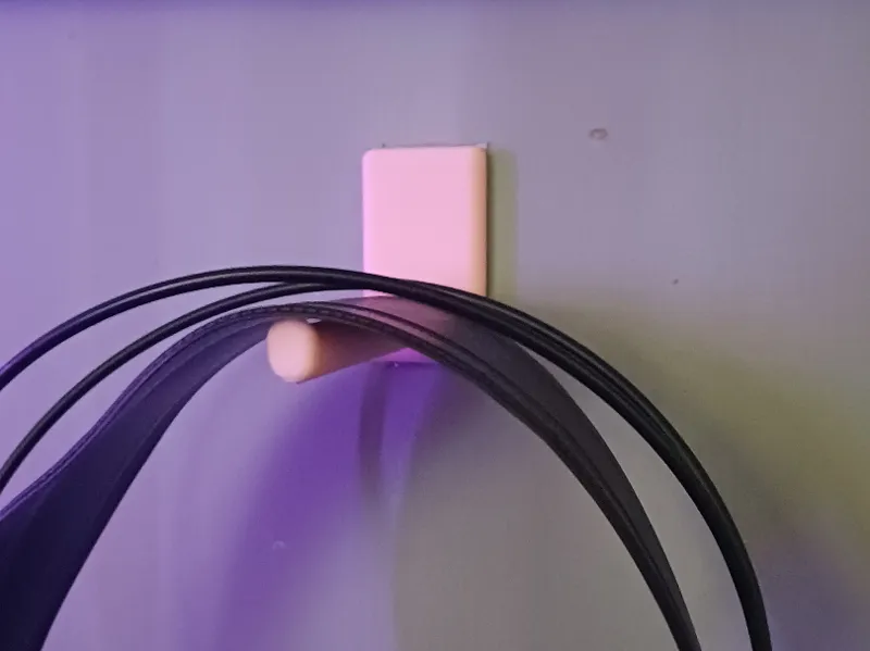 Headphone hook (for double sided tape)