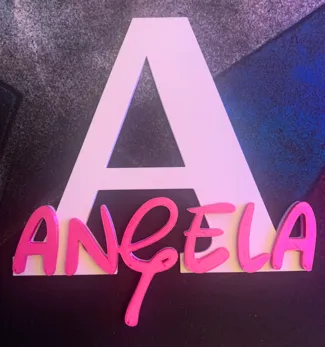 LETRAS PUERTA ANGELA