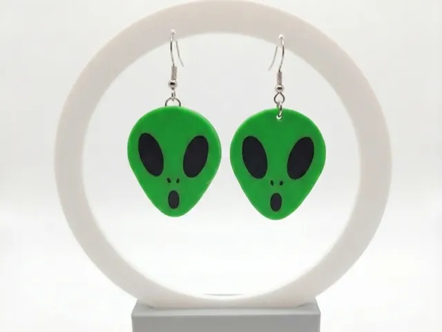 Alien Earrings from DanDaDan