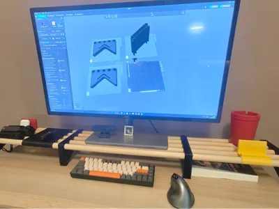 Desktop organizer 