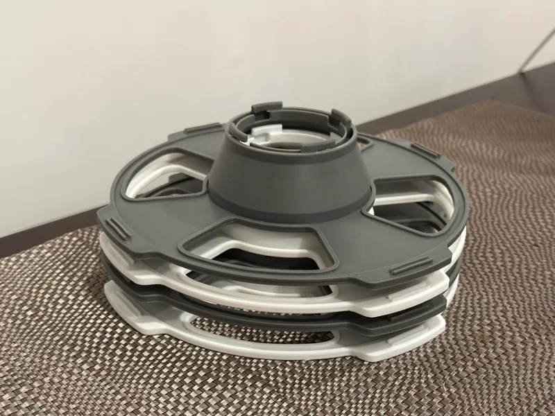 Stackable Spool: Clip, Stack, and Save Space!