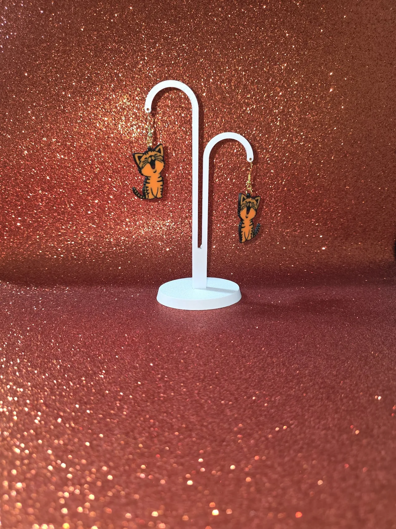 Happy cat earrings view 3