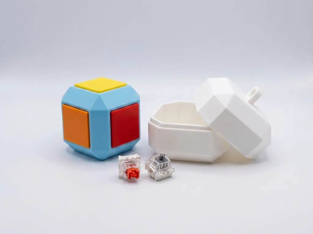 Keyboard Cube Design Keyboard Clicker Cube w/ Keychain Case - Free 3D Print Model - MakerWorld