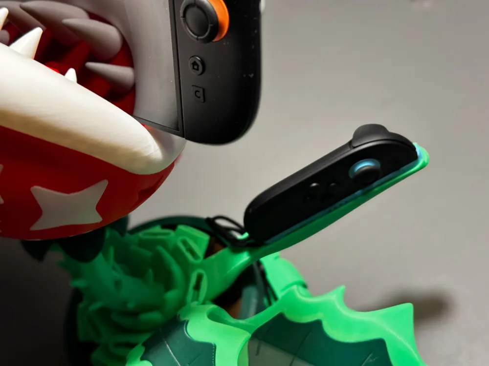 cats glow plant Buy Ashiyana Rang-E-Taakat Vine main image 1