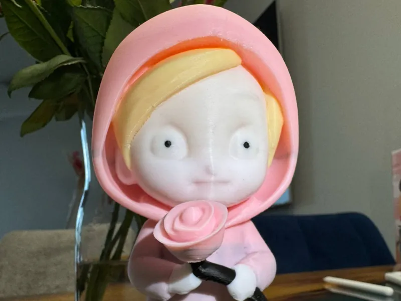Pola doll