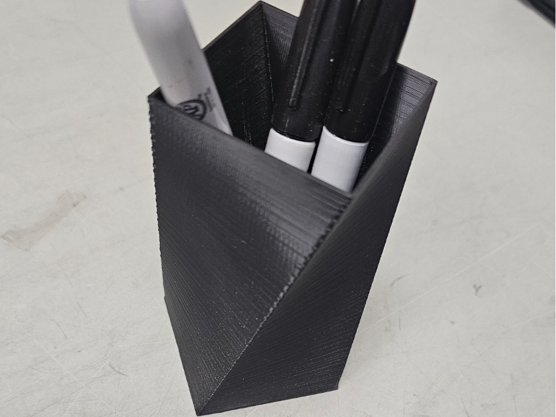 Pen Holder Cube Curved