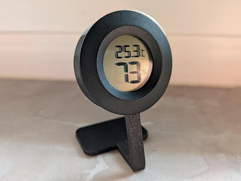 Hygrometer Holder